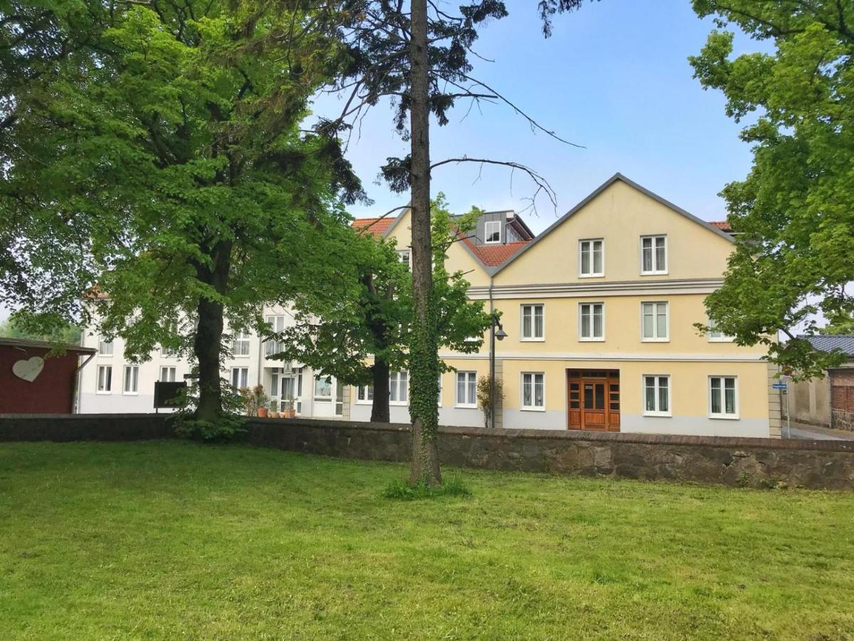 Hafenresidenz - Ferienwohnung 17 "Zugvogel" Wiek auf Ruegen Exterior photo